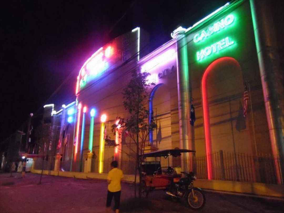 Kampong Som City Casino & Hotel nhieu tro choi hay